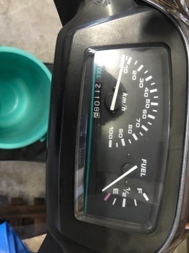 スズキアドレスＶ100