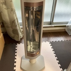 取引中　2013年製　遠赤電気ヒーターの画像