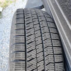 スタッドレスタイヤ付き純正ホイール 4本　ステップワゴン　RK　シルバー×ポリッシュ　16インチ 6J　+50　114.3　5穴　205/60 r16 vrx2の画像