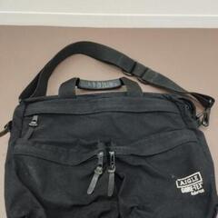 【お値下げしました】aigle ブリーフケース　pcバッグ