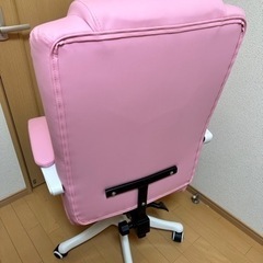 【新品】オットマン付き　ゲーミングチェア　ピンクの画像