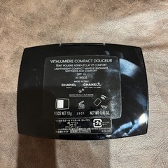 CHANEL ヴィタルミエール ドゥスール コンパクトの画像