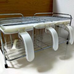 ニトリ ラック付き調味料ポット【取引決定】の画像