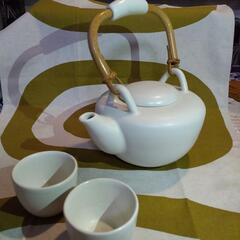 お話し中　ティーポット　ACTUS購入