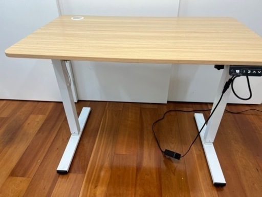 電動式スタンディングデスク