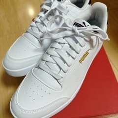 【新品未使用】PUMAスニーカー27.5cmの画像