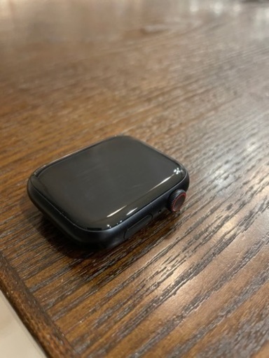 ほぼ新品Apple Watch 8 45mmセルラーブラック　保証2024/9/8