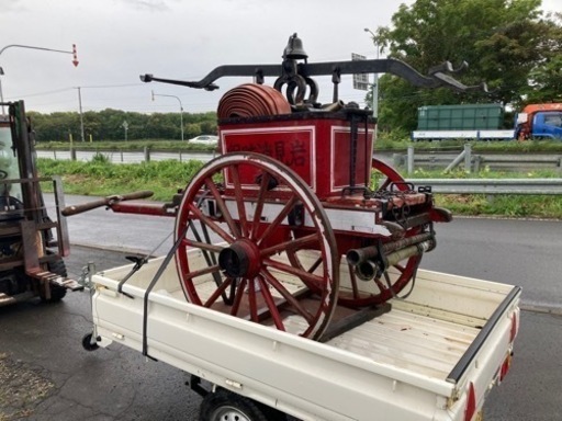 木製レトロ消防ポンプ車