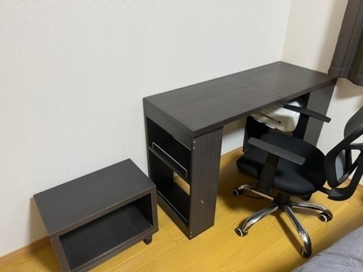 棚付き 机 イス セット です！8000円！！