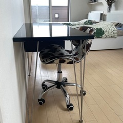 ¥0 鏡面仕上げのオシャレなデスク！学習机にも！の画像