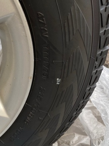 ヨコハマiceGUARD SUV 215/70R16 4本