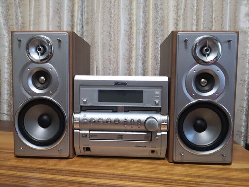 ジャンク　Victor CD/DVD/MD/カセット　マイクロコンポーネントシステム  JVC UX-W7DVD-M
