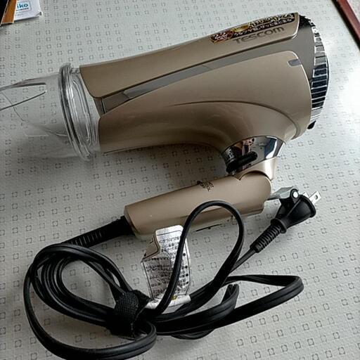 TESCOM  TID2500ヘアードライヤー