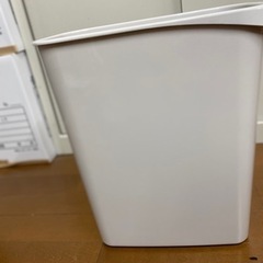 美品！　ゴミ箱1.3L  無料！の画像