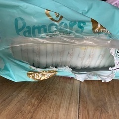 まもなく削除します！定価1800円　パンパース　おむつ　パンツMサイズの画像