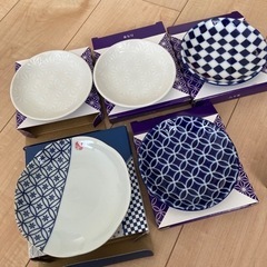 新品　たち吉　プレート　7枚の画像