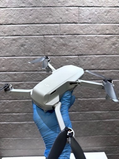DJI Mavic Mini (プロペラガードは新品です。)ドローン