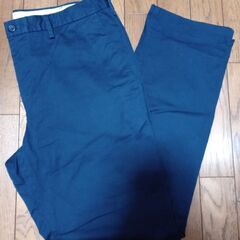 【お話し中】【美品】GU 　メンズチノパン２本セット　サイズ88...