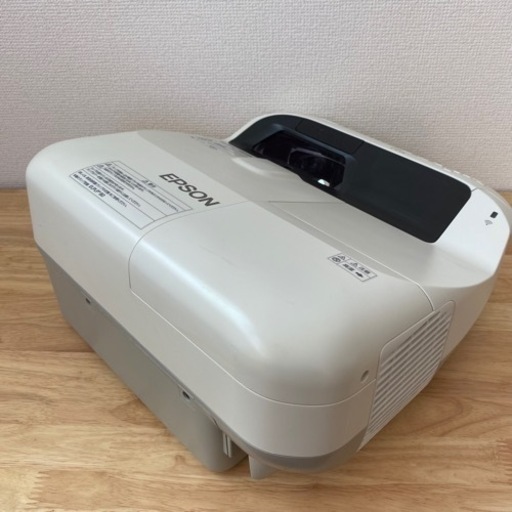 EPSON 超単焦点プロジェクター EB-580 エプソン①