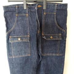 🔴無料🔴ジーンズＬ【34インチはあるとおもいます。】