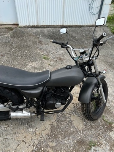 スズキバンバン200