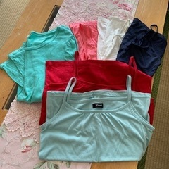 お話し中　キャミソールなど色々