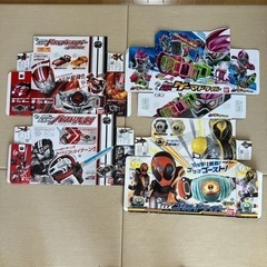 仮面ライダー変身ベルトセットの画像