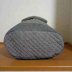 白黒ギンガムチェック布バックの画像