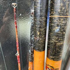 釣竿(石鯛竿1本、投げ竿2本+オマケ1本)4本！の画像