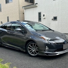 トヨタ プリウスZVW51 平成30年です 距離3万です 車検7年10月までです コミコミ値段の画像