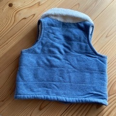 Baby GAP ベスト70の画像