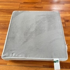 制菌防臭 低反発もちもちフロアクッション グレー 39×39cm値下げ‼︎の画像