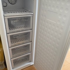 ジャンク品✳︎冷凍庫の画像