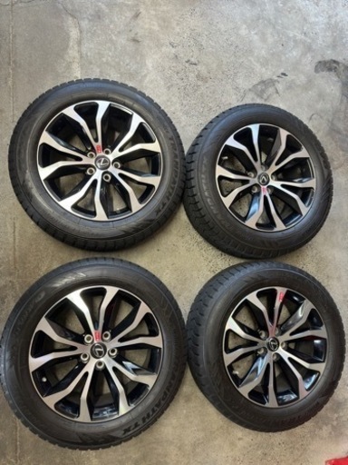 レクサスNX Fスポーツ　純正　225/60R18スタッドレス