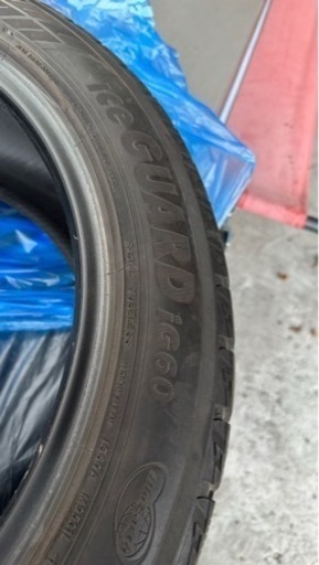 245/45R18 冬タイヤ スタッドレス 4本 溝あり ヨコハマ アイスガード6 ig60