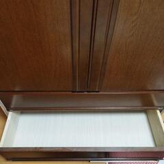 洋服タンスの画像