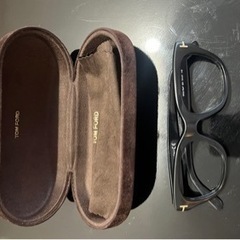 【決まりました】Tom Fordメガネの画像