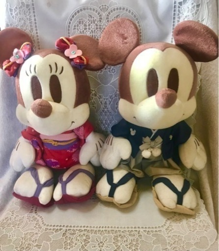 ディズニーミッキーマウスミニーマウス　お正月　晴れ着　着物大きなぬいぐるみ