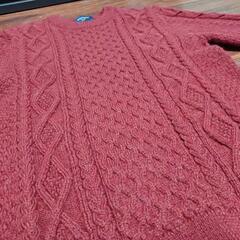 美品 バックナンバー レッド ケーブル編み　ニット セーター ケーブル編みの画像