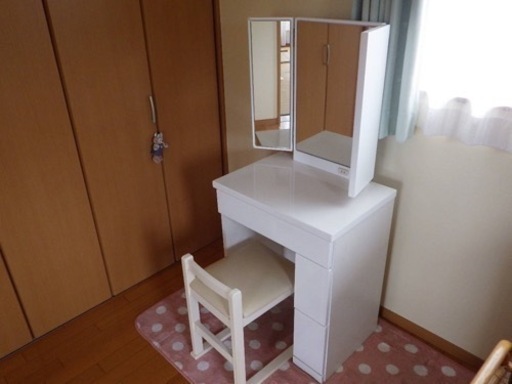 ドレッサー三面鏡タイプ