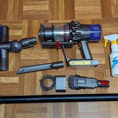 ②ダイソン dyson V10 SV12 付属品多数！クリーニング済・ガラスコーティング施工済！