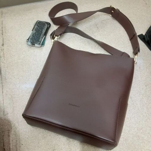 新品‼️本革ブランド2wayバッグ購入価格1万7千円のもの