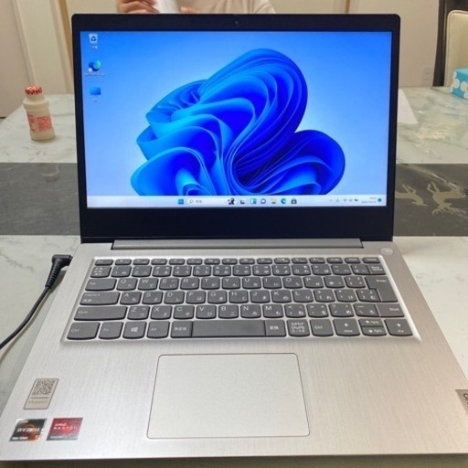 ノートパソコン Lenovo Ryzen5 4500U  8GB ssd256GB Office2019