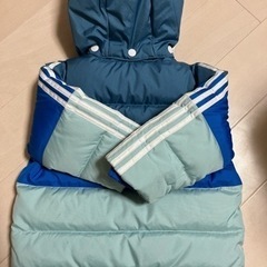 adidas ダウンジャケット の画像