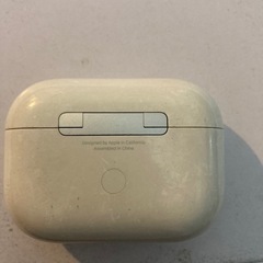 イヤホン充電器の画像