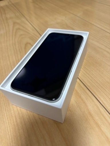 iPhone XS 64GB SIMロック解除済
