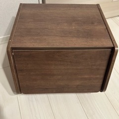 収納ボックス