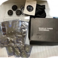 EMS筋トレ　パッド　腹筋　トレーニング補助