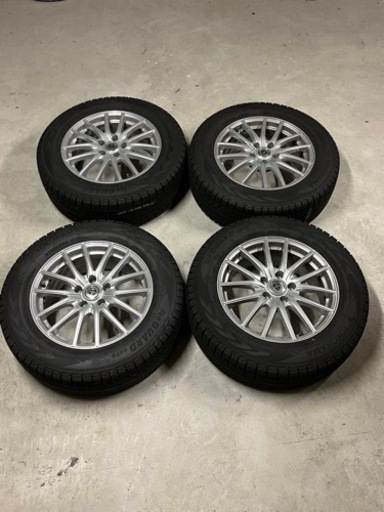 ハリアーなどSUV スタッドレスタイヤホイール付き　17インチ