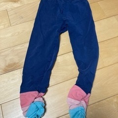 薄手の長ズボン（レギンス）